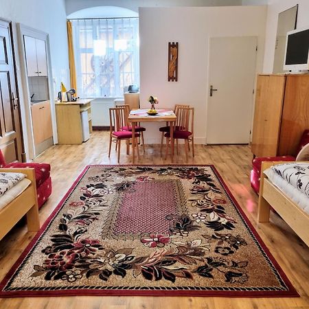 Apartment In A Historical House In The Center Of Levoca Exterior photo