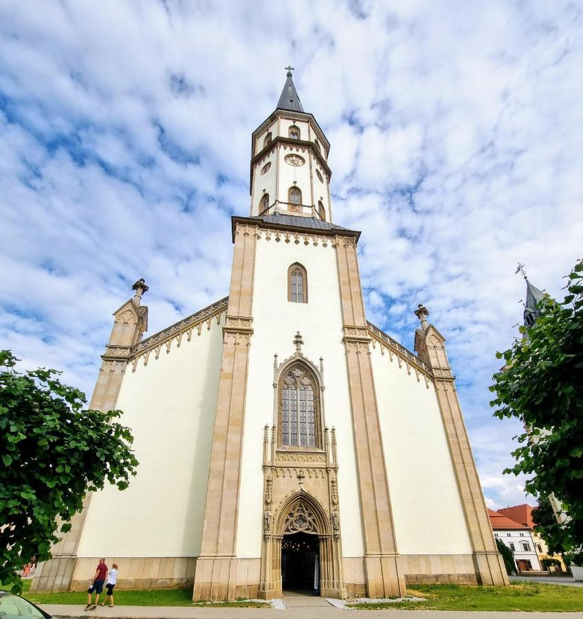 Apartment In A Historical House In The Center Of Levoca Exterior photo